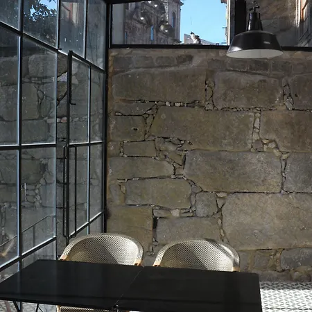 Mo House Pensión 4*