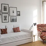 Mo House Oporto
