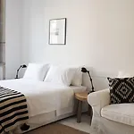Mo House 4*